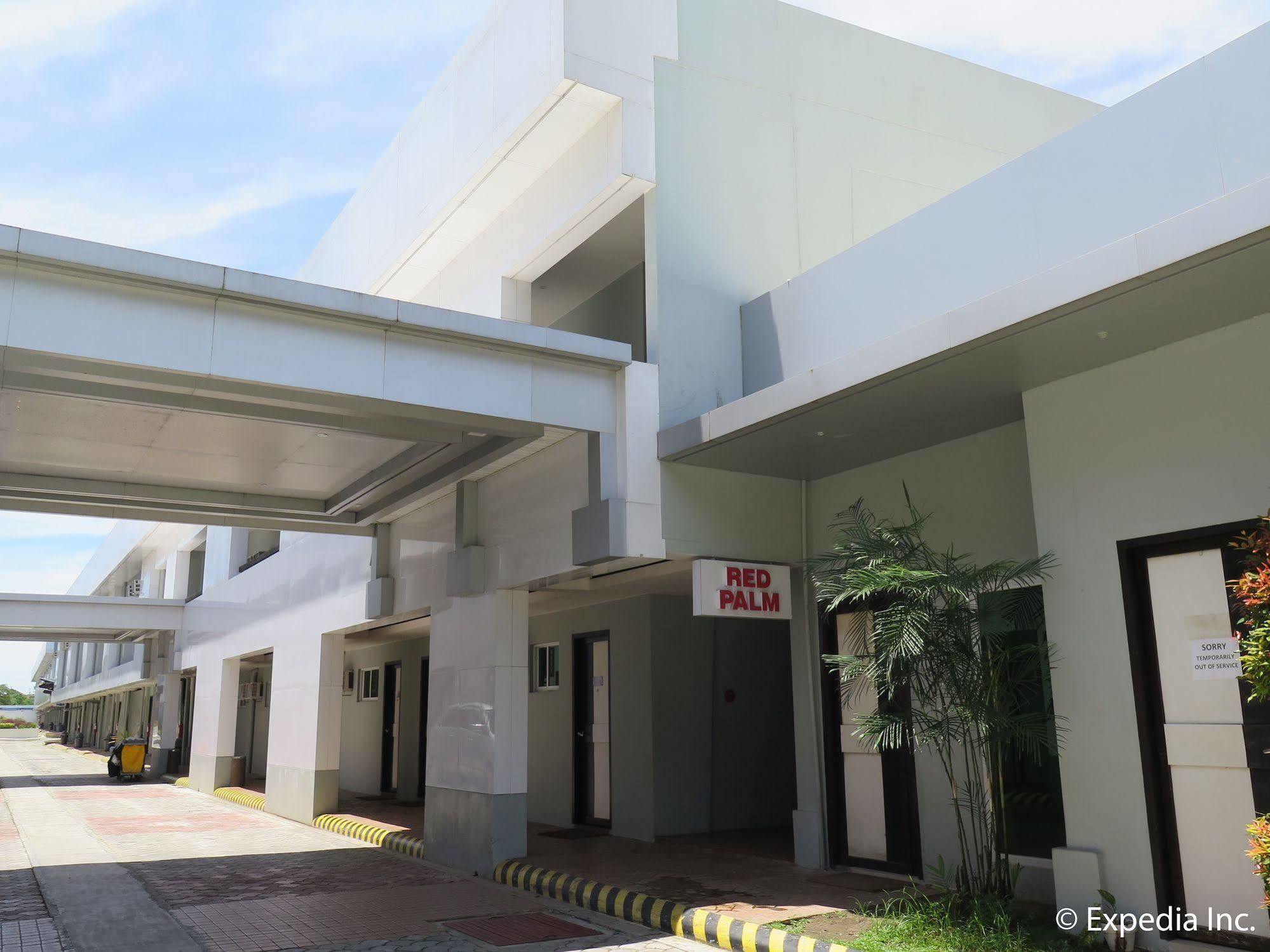 The Lucky 9 Budget Hotel Tagum Esterno foto