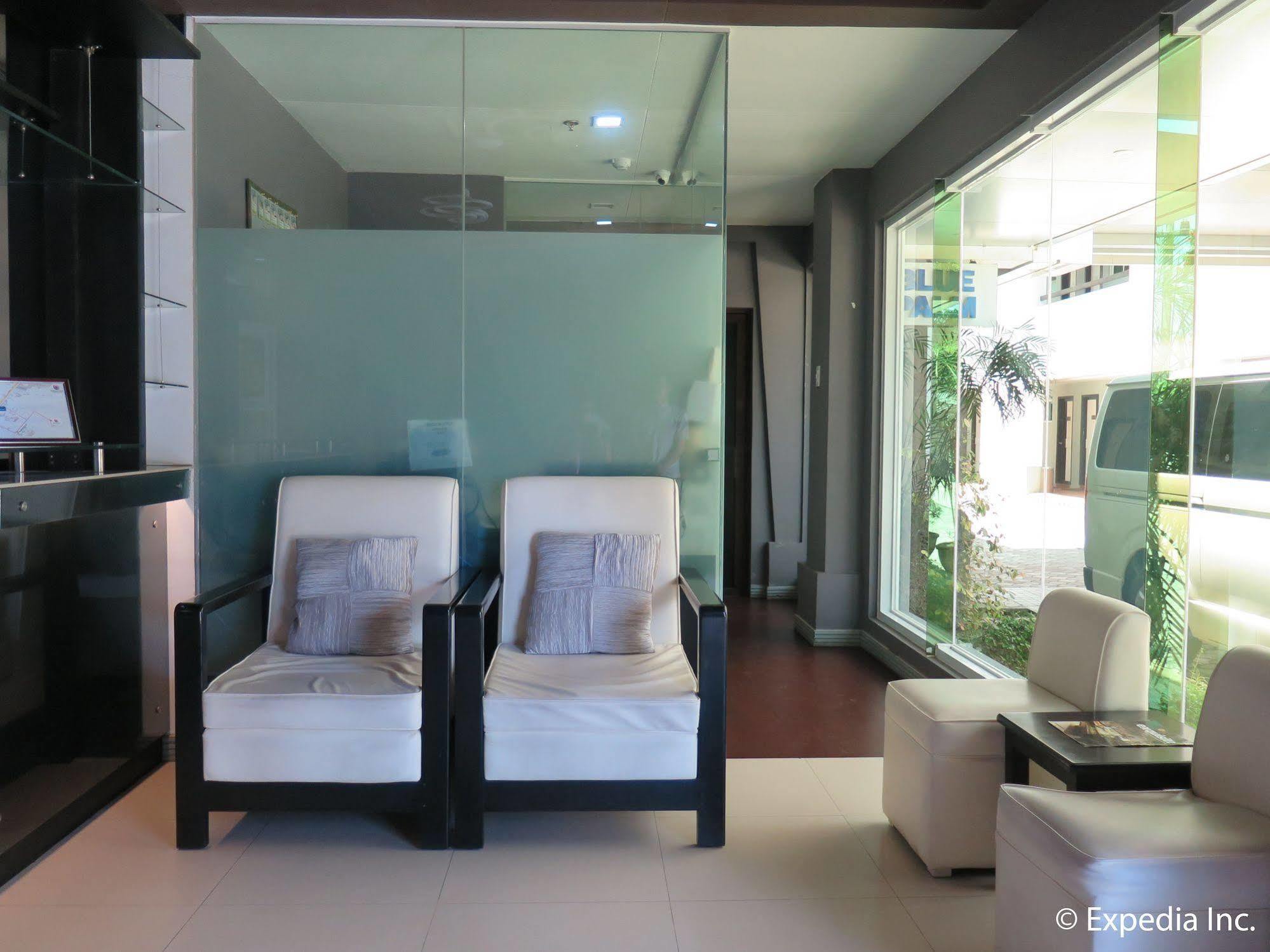 The Lucky 9 Budget Hotel Tagum Esterno foto